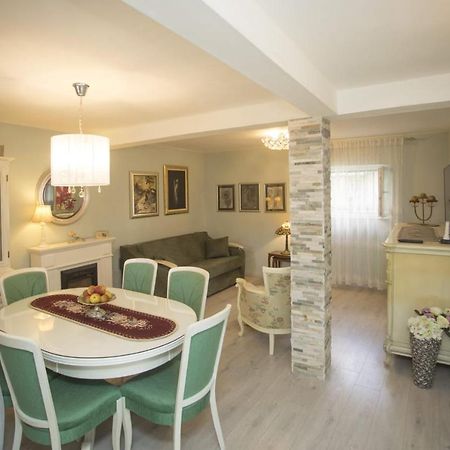 Apartment Antica With Yard & Bbq 스플리트 외부 사진