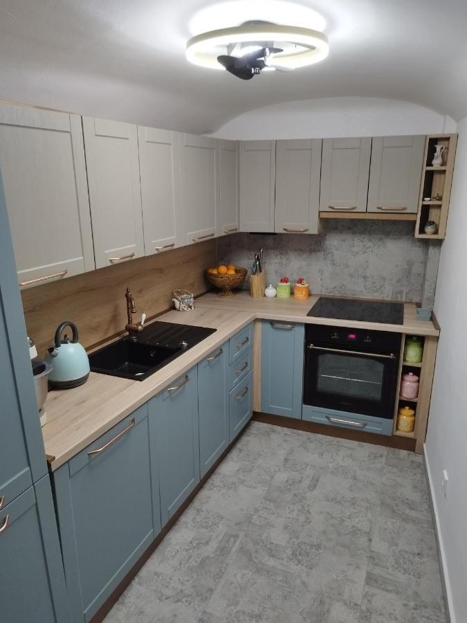 Apartment Antica With Yard & Bbq 스플리트 외부 사진
