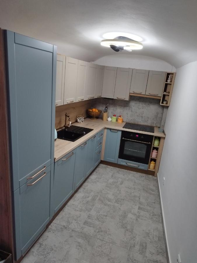 Apartment Antica With Yard & Bbq 스플리트 외부 사진